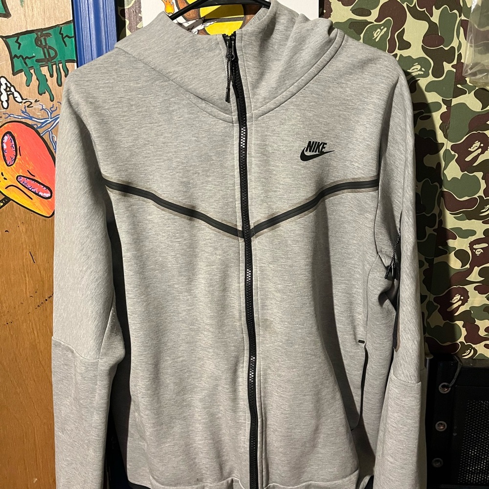 Nike Light Gray Full-Zip Hoodie